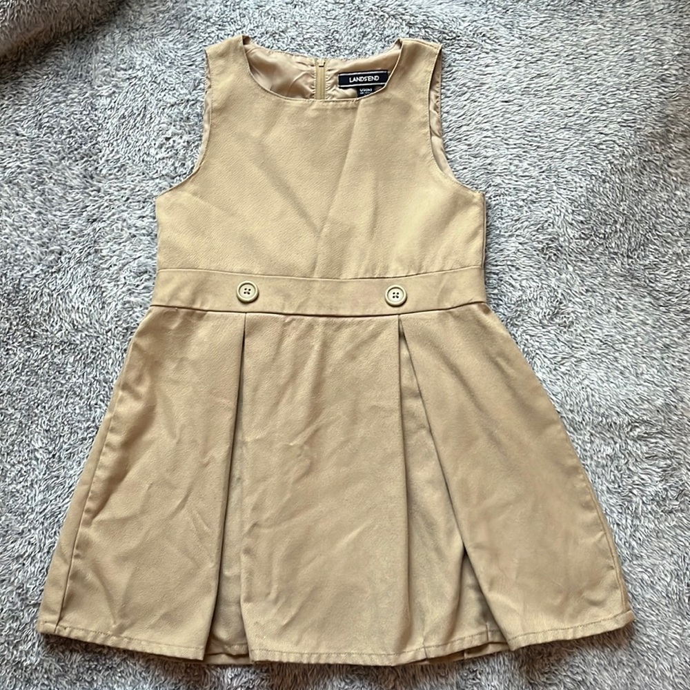 Lands End girls dress size 6.